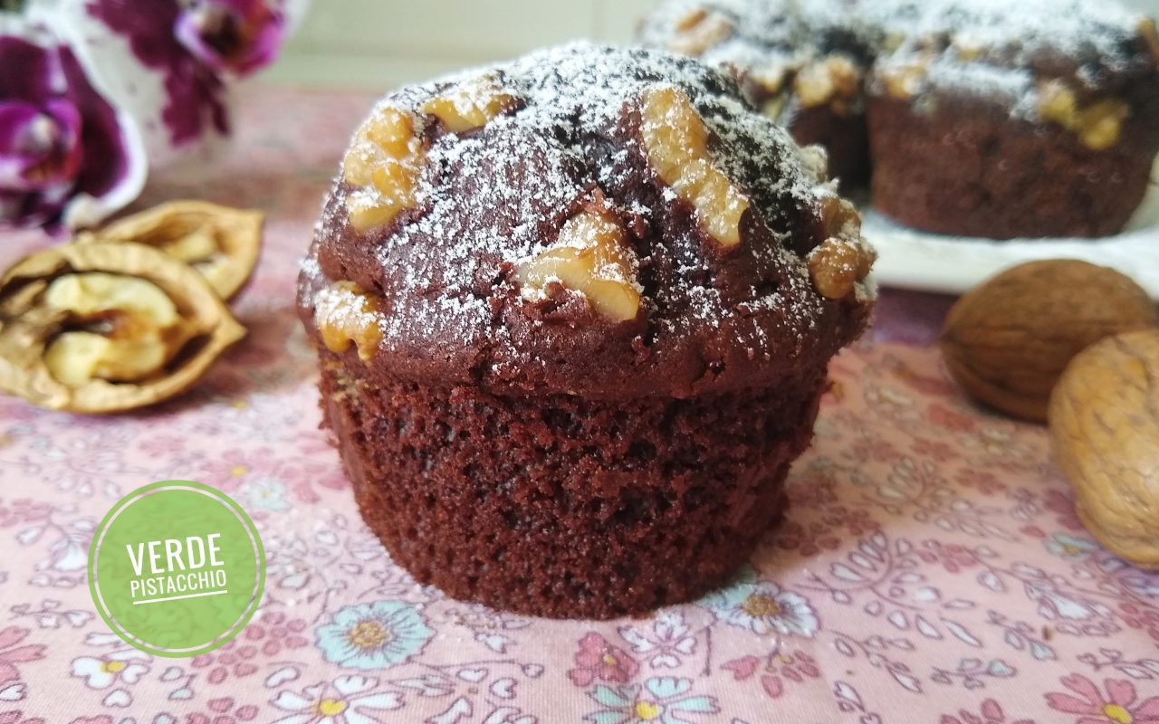 Muffins al Doppio Cioccolato e Noci