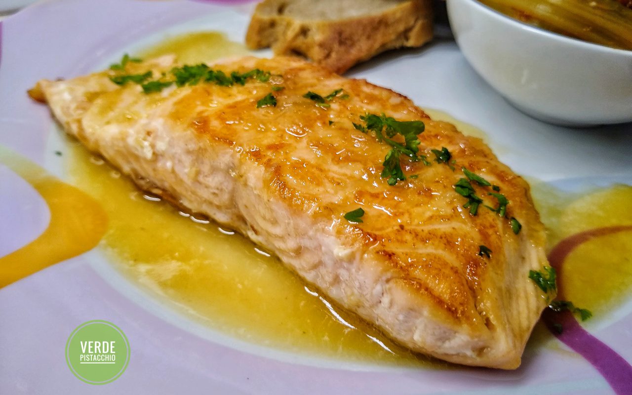 Tranci di salmone in agro-dolce